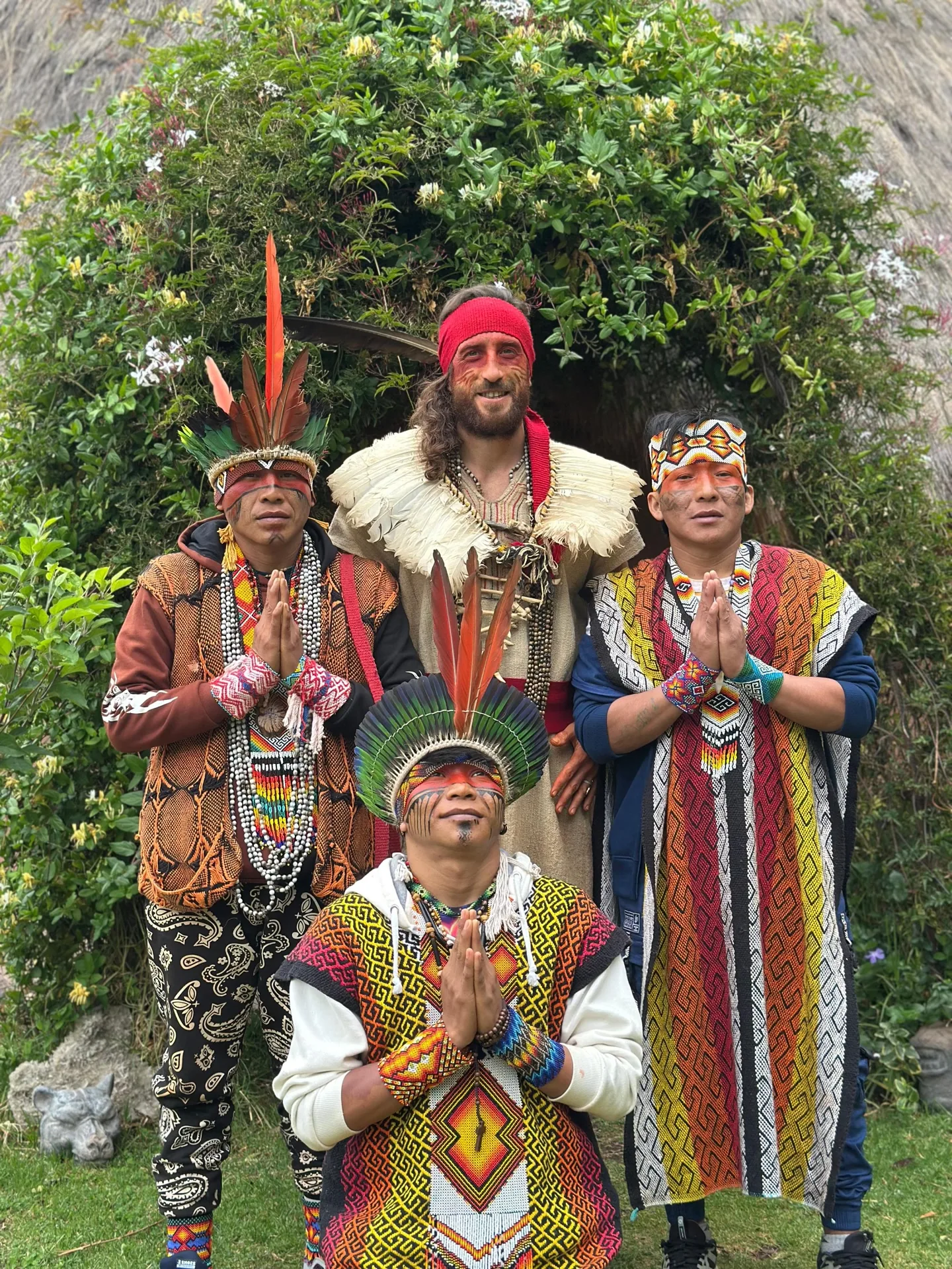 Huni Kuin — ceremony preparation, song, real moment