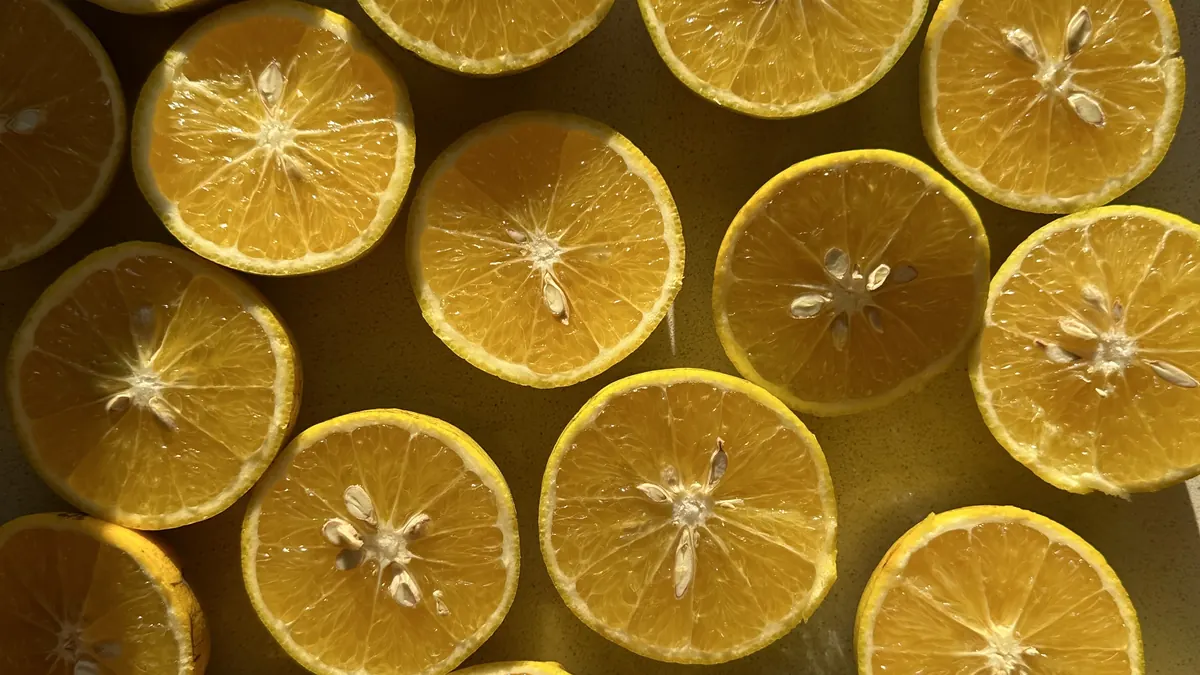 Oranges from the land, cut in half